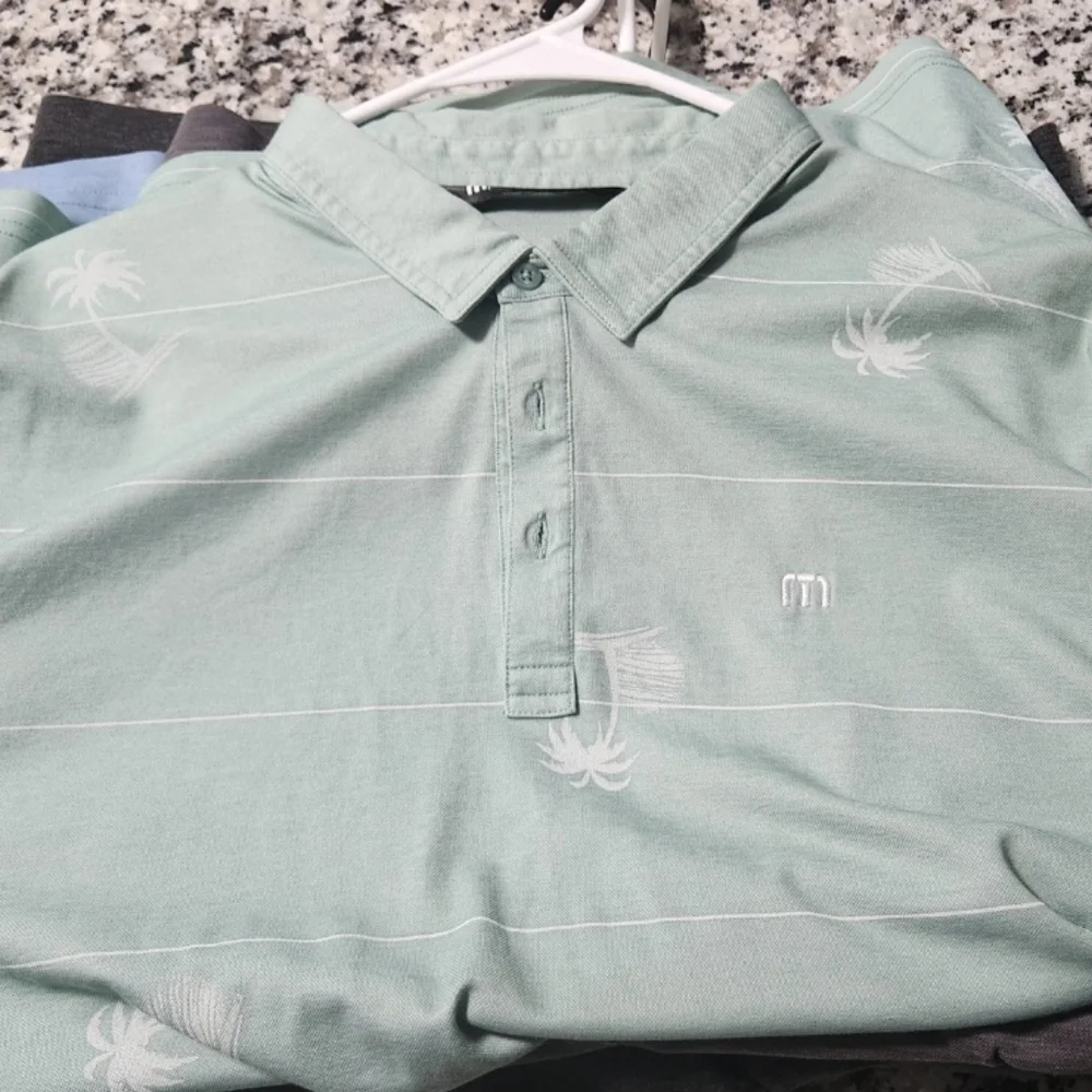Travis Mathew - Picture 1 of 1
